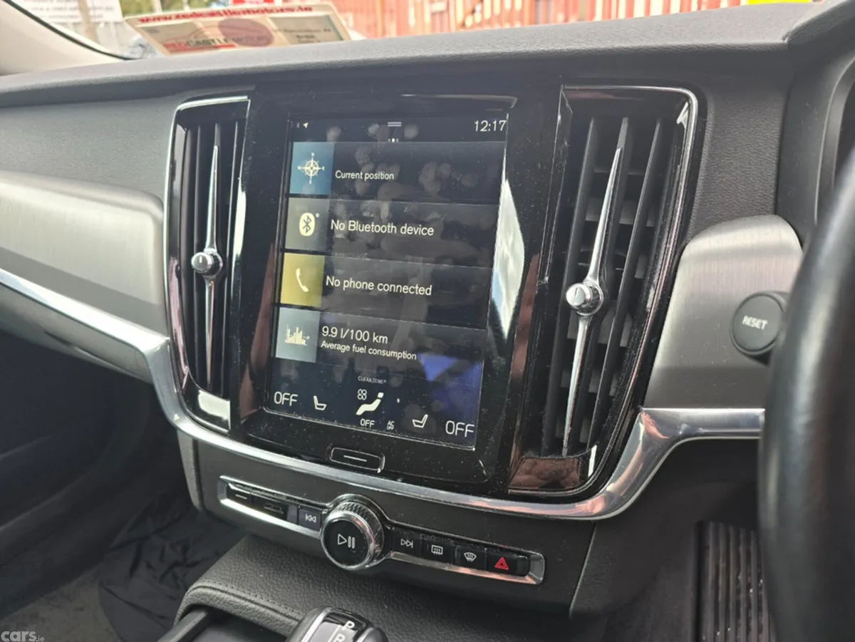Volvo S90 Saloon, Diesel, 2019, White