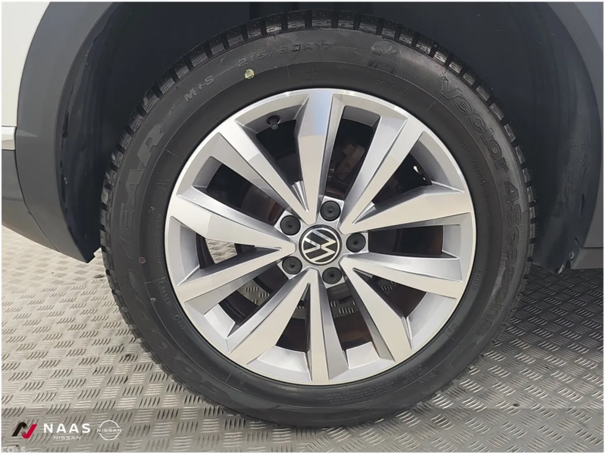 Volkswagen T-Roc Hatchback, Diesel, 2021, White