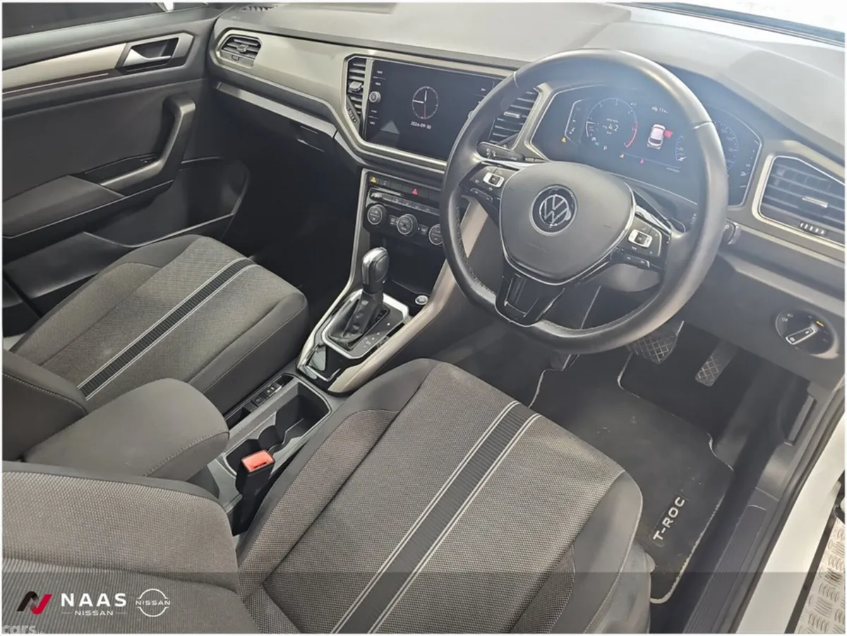 Volkswagen T-Roc Hatchback, Diesel, 2021, White
