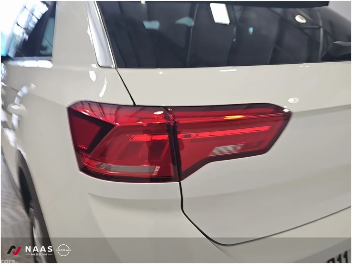 Volkswagen T-Roc Hatchback, Diesel, 2021, White