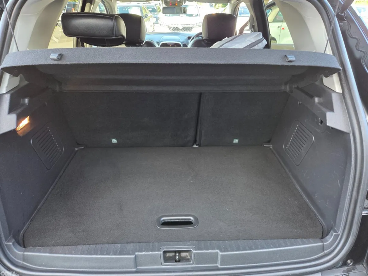 Renault Captur Hatchback, Diesel, 2019, Black
