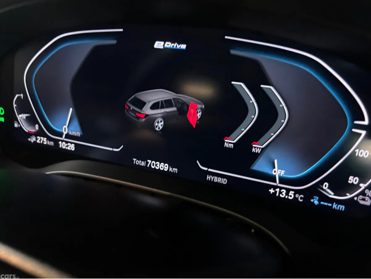 BMW 5-Series Estate, Petrol Plug-in Hybrid, 2023, Black