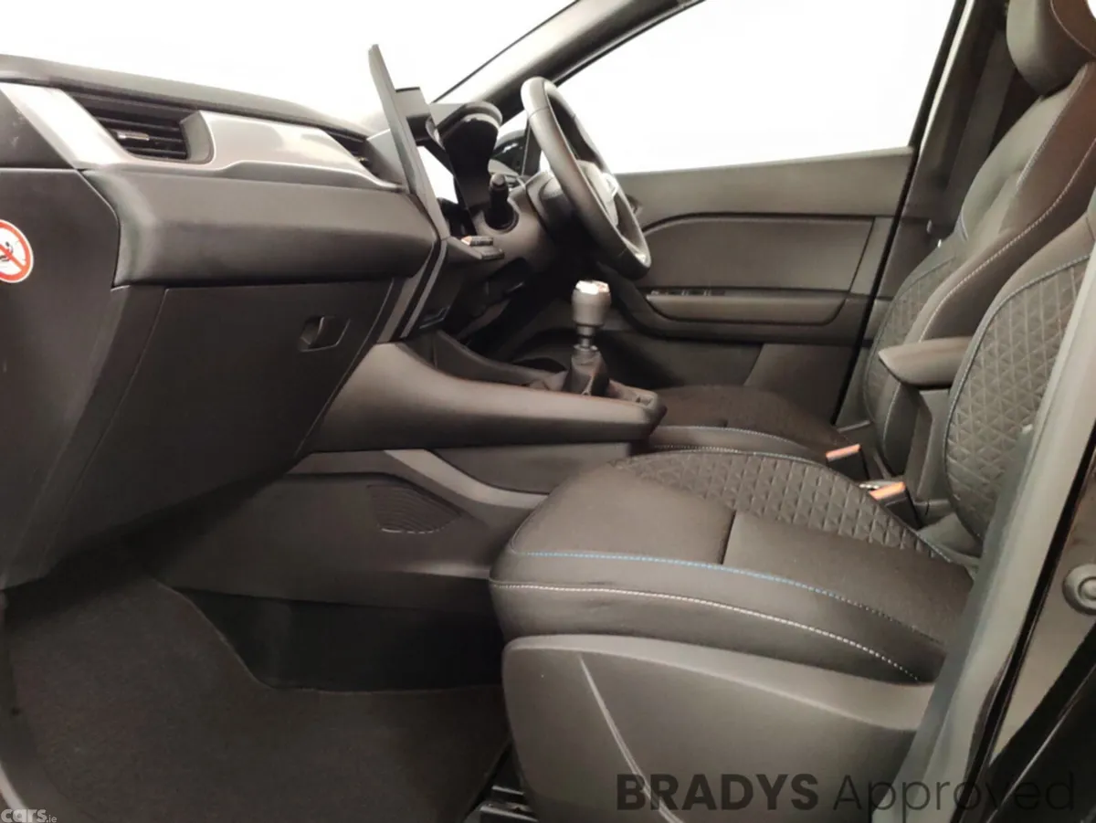 Renault Captur Hatchback, Petrol, 2026, Black