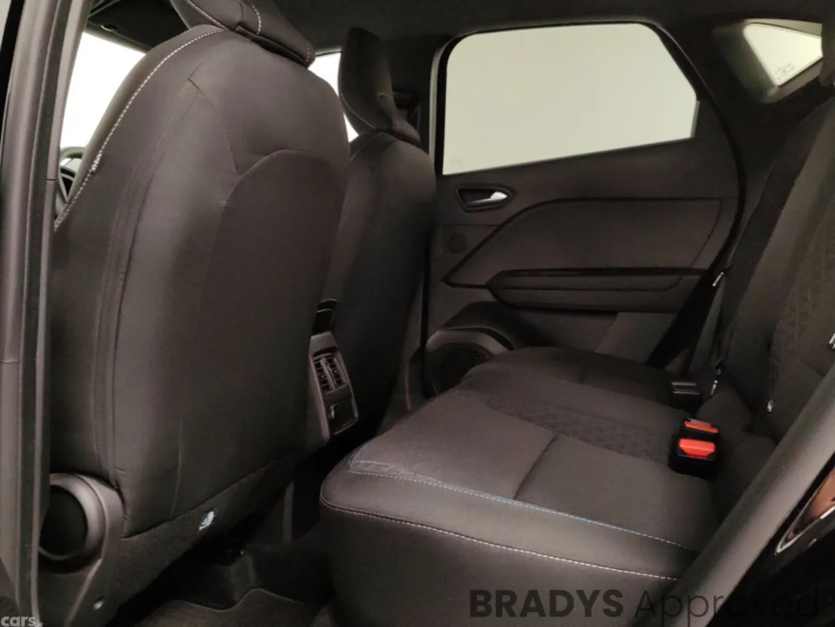 Renault Captur Hatchback, Petrol, 2026, Black