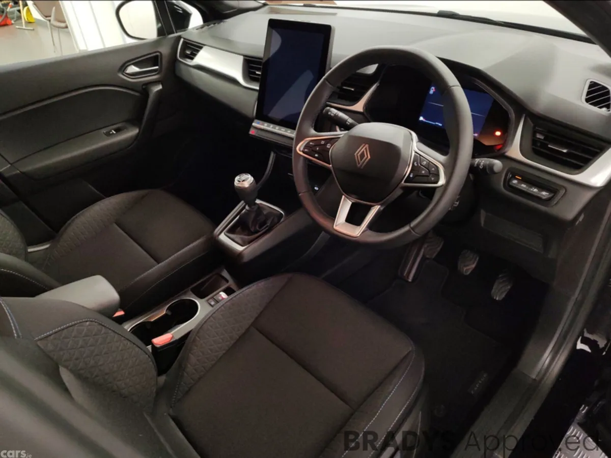 Renault Captur Hatchback, Petrol, 2026, Black