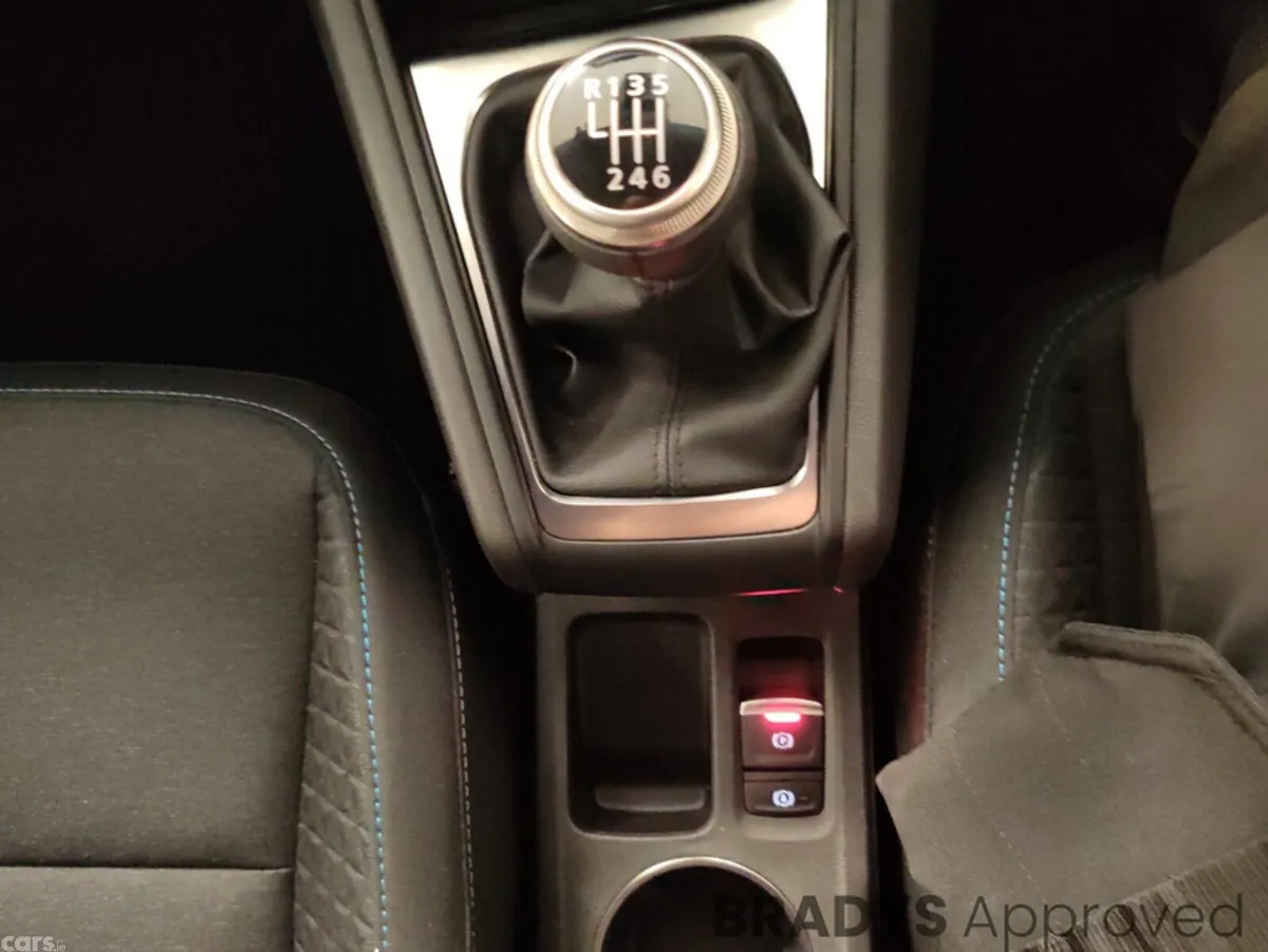 Renault Captur Hatchback, Petrol, 2026, Black
