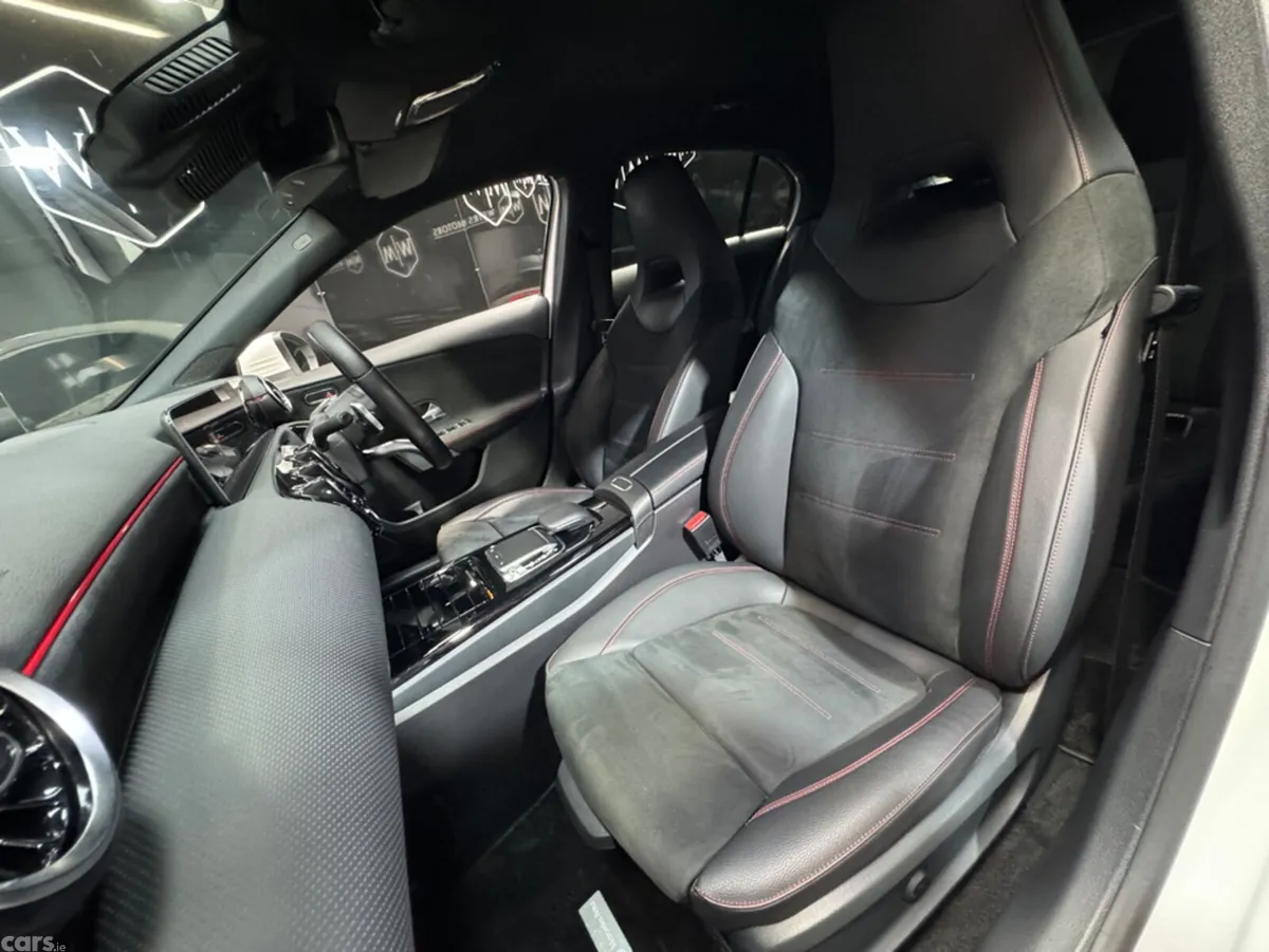 Mercedes-Benz A-Class Hatchback, Diesel, 2019, White
