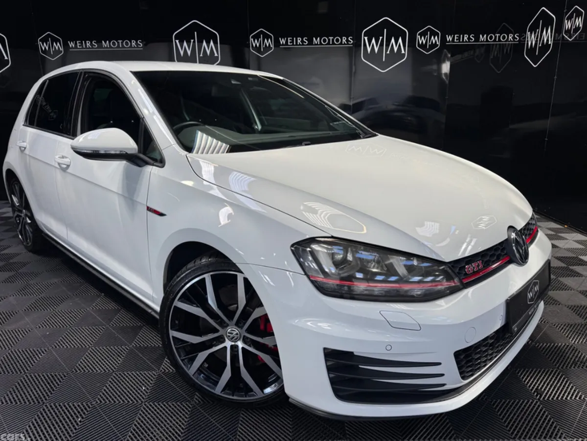 Volkswagen Golf Hatchback, Petrol, 2014, White
