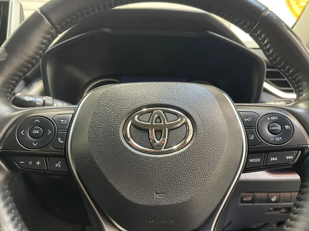 Toyota RAV4 SUV, Petrol Hybrid, 2021, Black