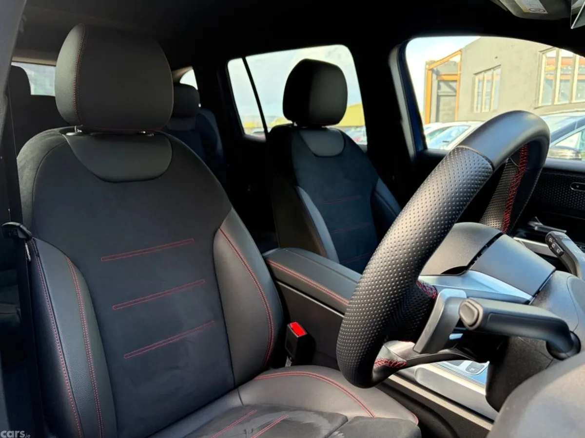 Mercedes-Benz EQB SUV, Electric, 2025, Blue