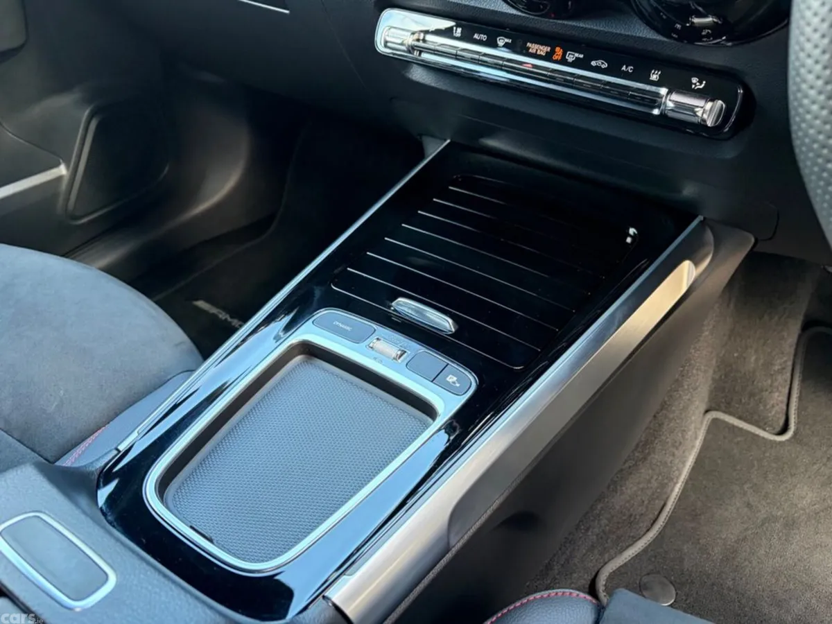 Mercedes-Benz EQB SUV, Electric, 2025, Blue