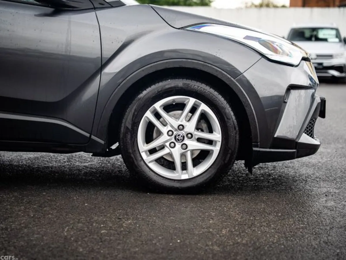 Toyota C-HR Hatchback, Petrol Hybrid, 2023, Grey