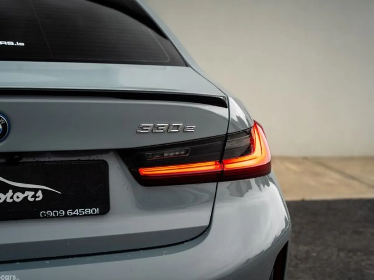 BMW 3-Series Saloon, Petrol Plug-in Hybrid, 2023, Grey