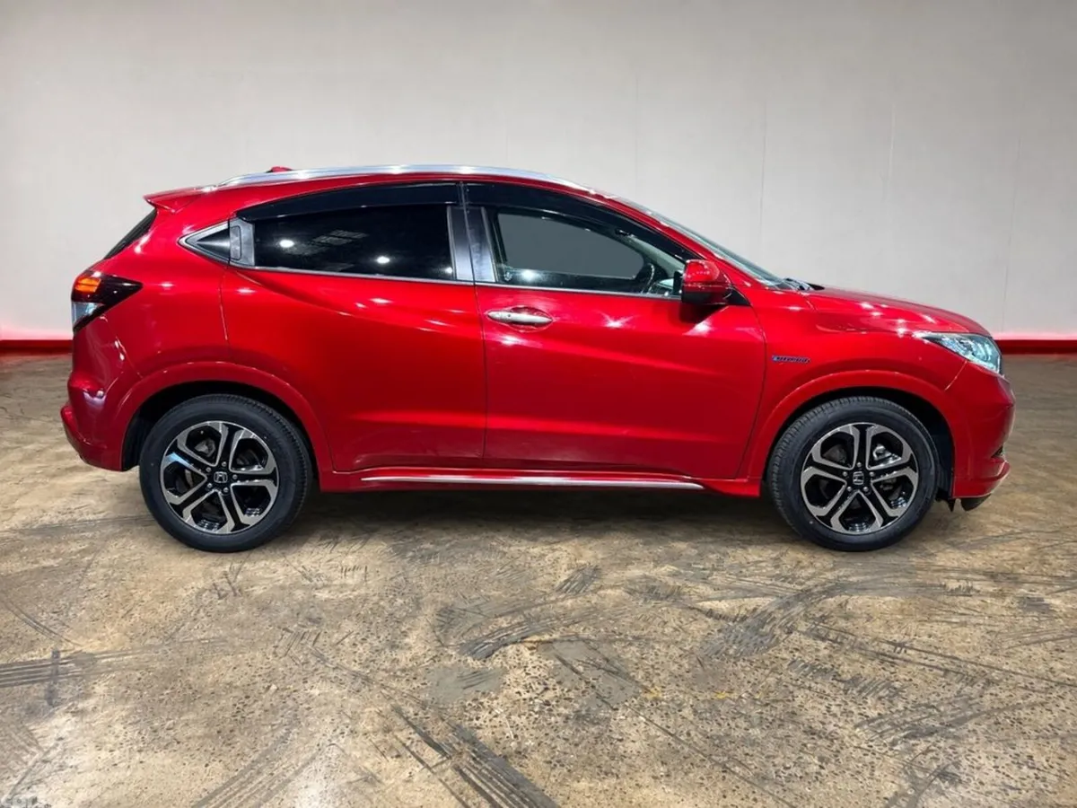 Honda Vezel SUV, Petrol Hybrid, 2017, Red