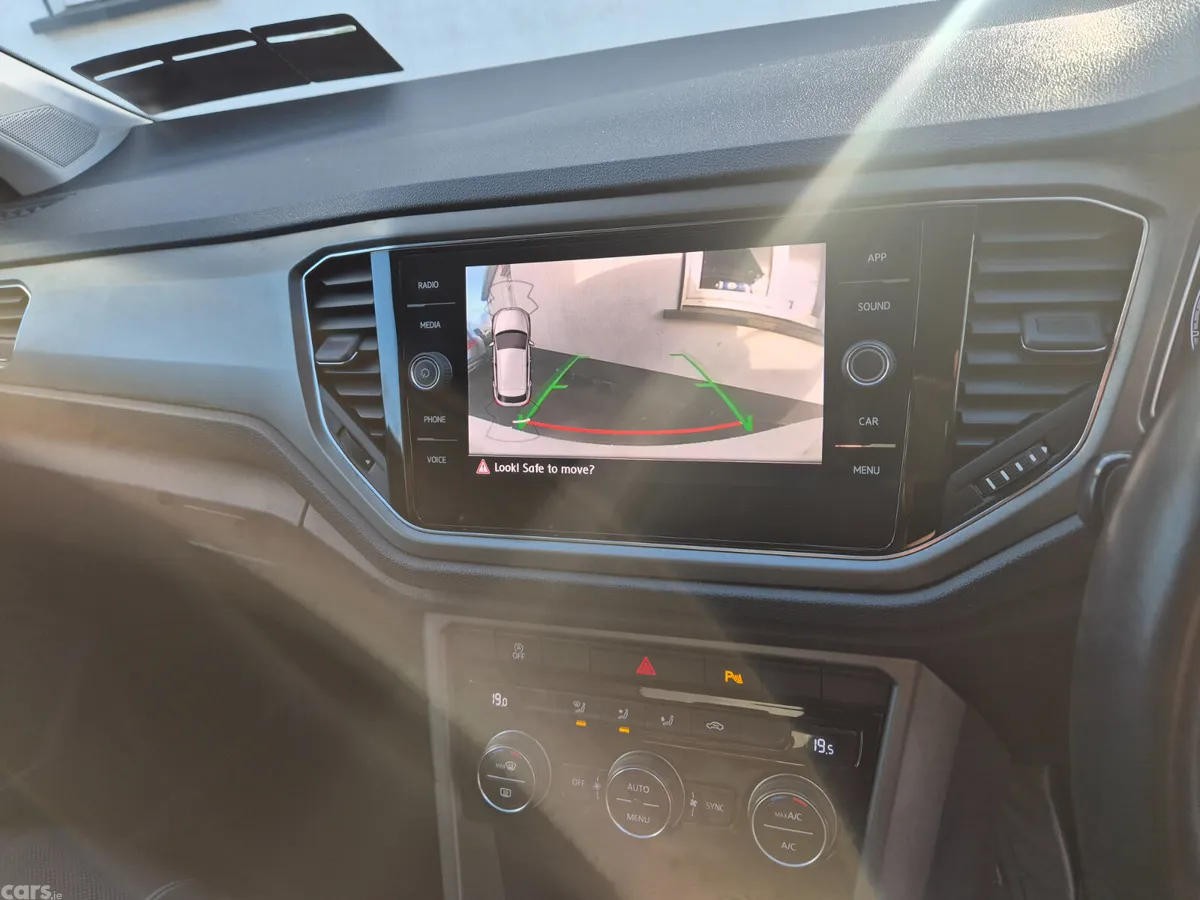 Volkswagen T-Roc SUV, Petrol, 2020, White