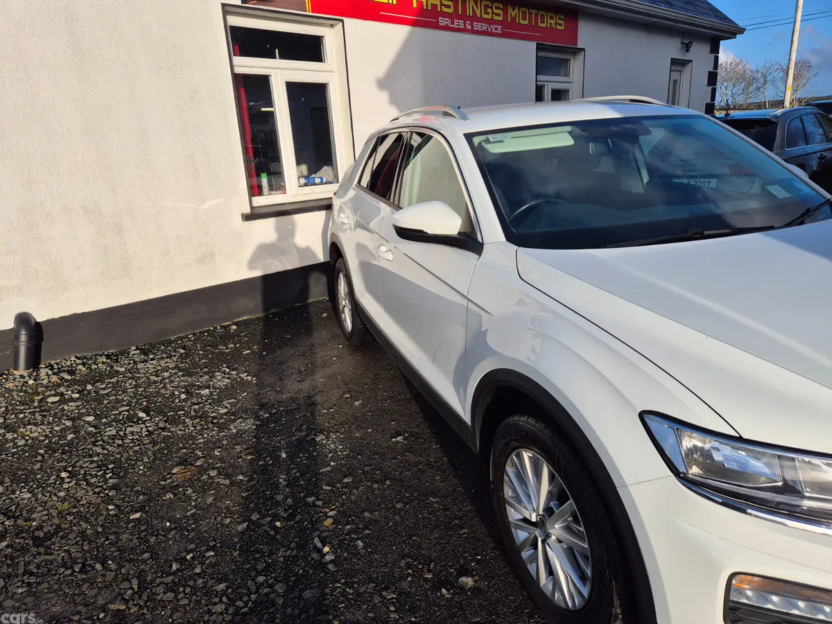 Volkswagen T-Roc SUV, Petrol, 2020, White