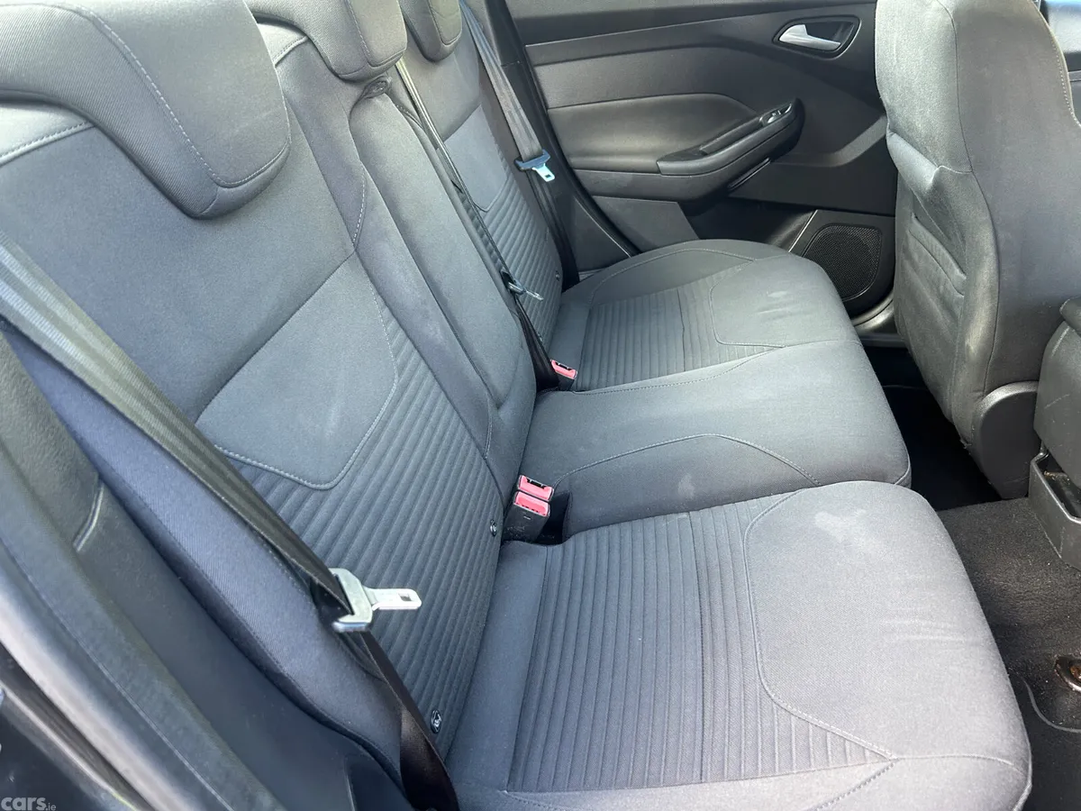 Ford Focus Saloon, Diesel, 2016, Grey