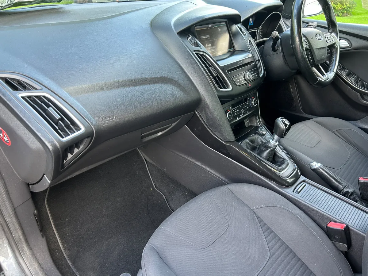 Ford Focus Saloon, Diesel, 2016, Grey