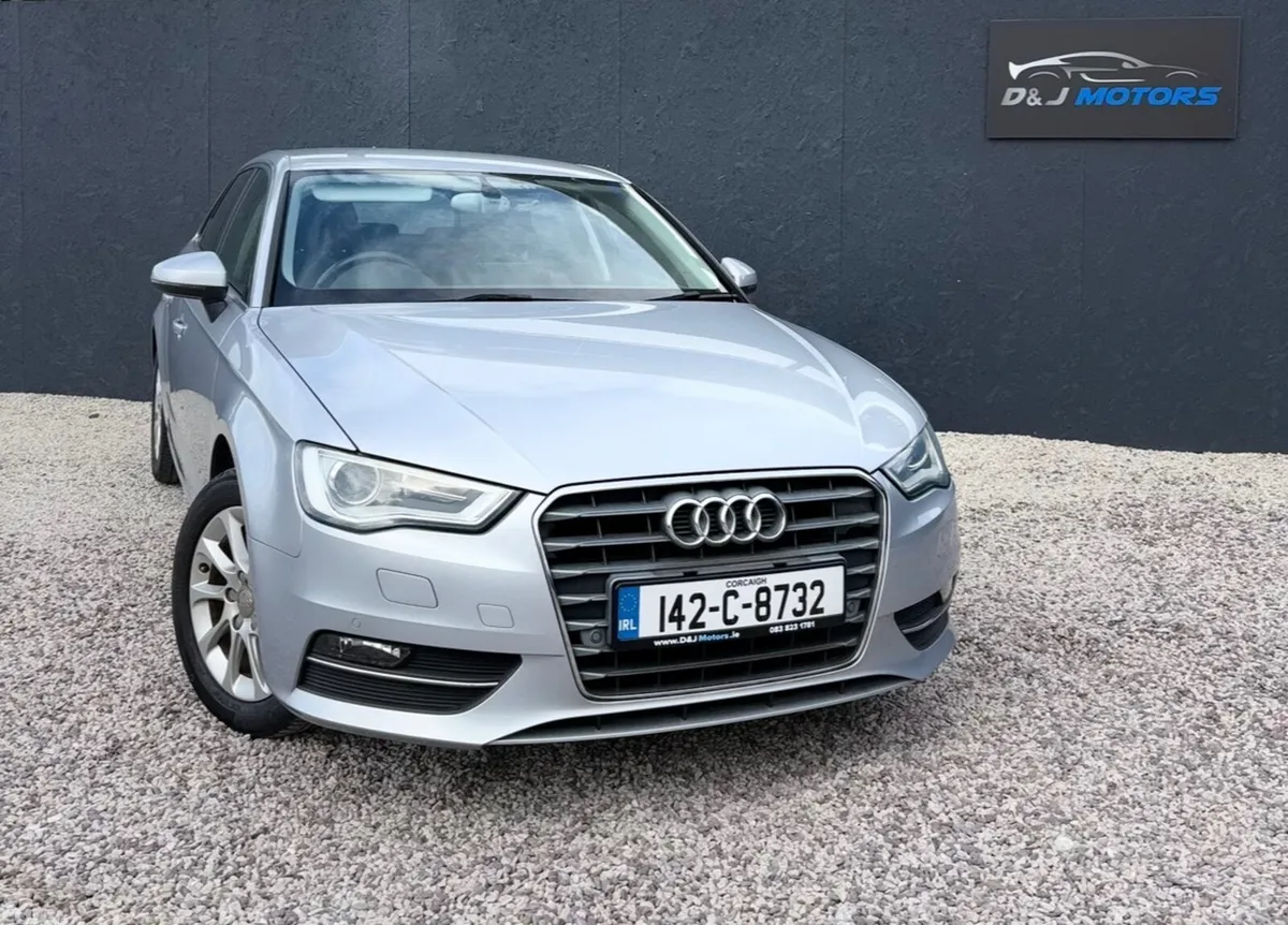 Audi A3 Hatchback, Petrol, 2014, Silver