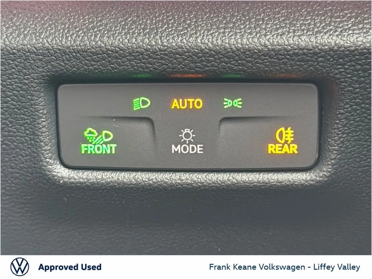 Volkswagen Tayron SUV, Petrol Plug-in Hybrid, 2026, Silver