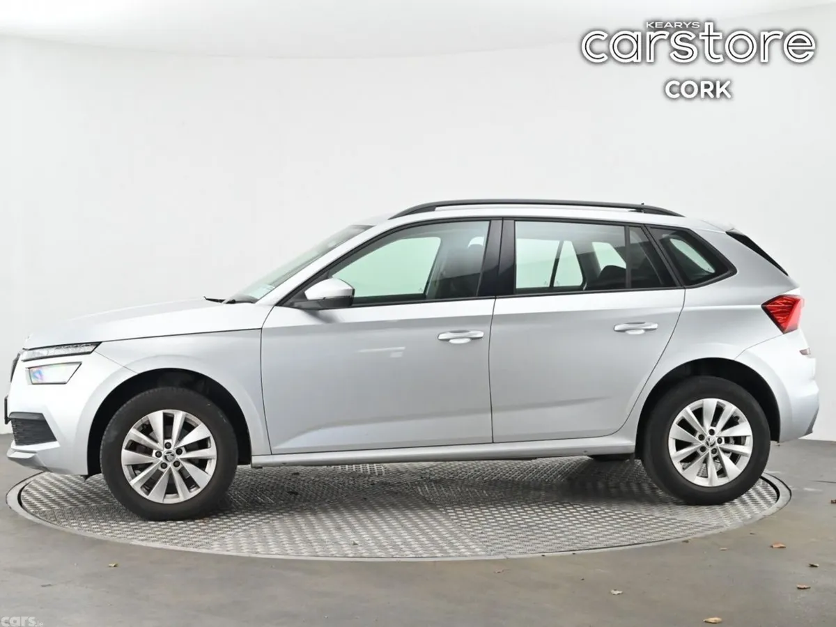 Skoda Kamiq Hatchback, Petrol, 2023, Grey