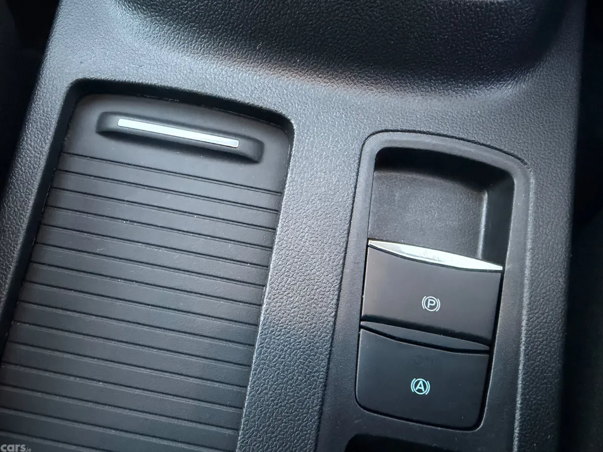 Ford Focus Hatchback, Diesel, 2020, Blue