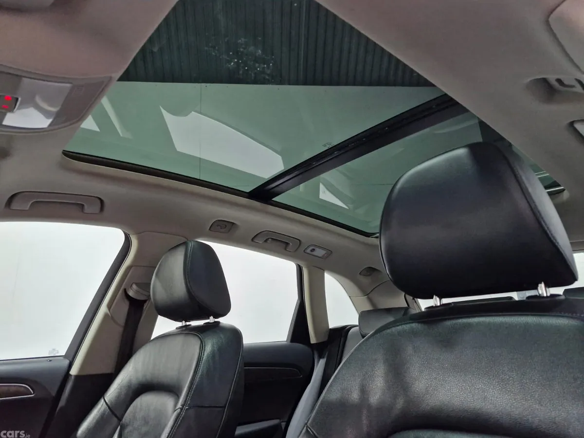 Audi Q5 SUV, Diesel, 2011, Grey