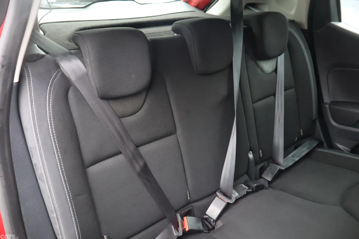 Renault Clio Hatchback, Petrol, 2019, Red