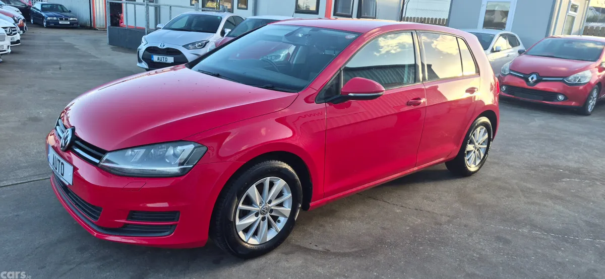 Volkswagen Golf Hatchback, Petrol, 2016, Red