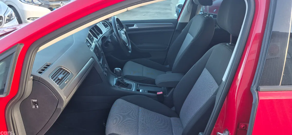 Volkswagen Golf Hatchback, Petrol, 2016, Red