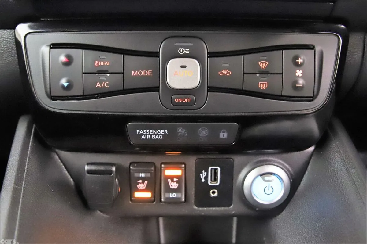 Nissan Leaf Hatchback, Electric, 2020, White