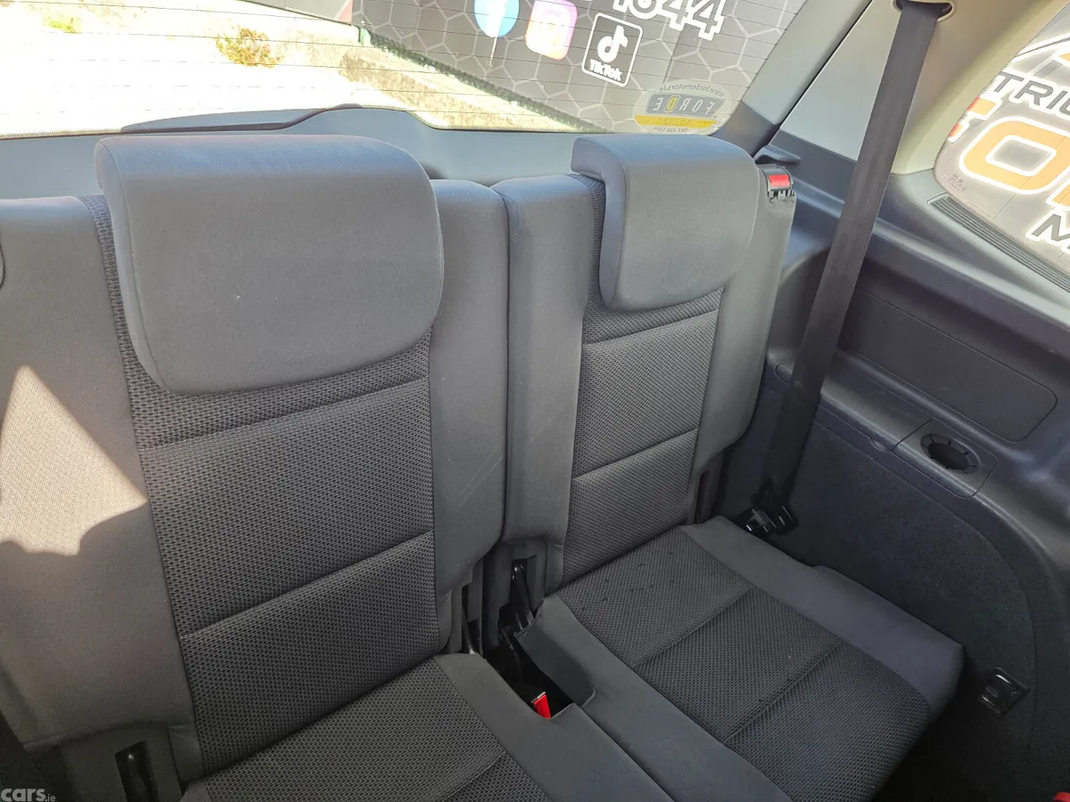 Volkswagen Touran MPV, Diesel, 2014, Silver