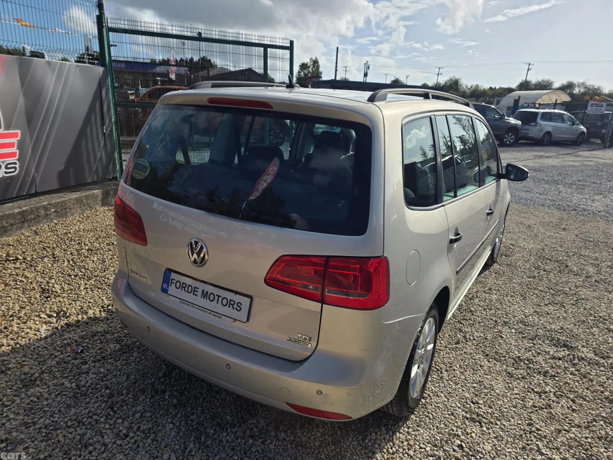 Volkswagen Touran MPV, Diesel, 2014, Silver