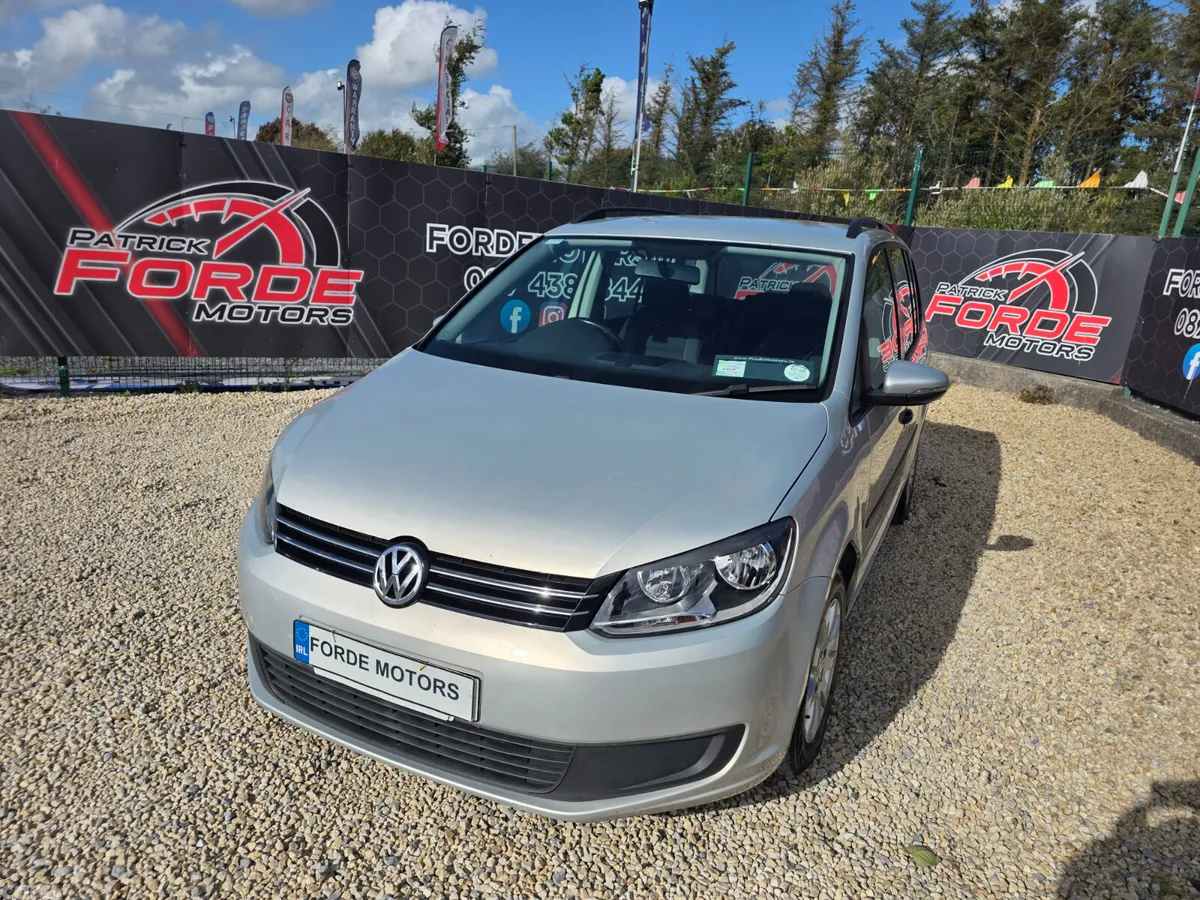 Volkswagen Touran MPV, Diesel, 2014, Silver