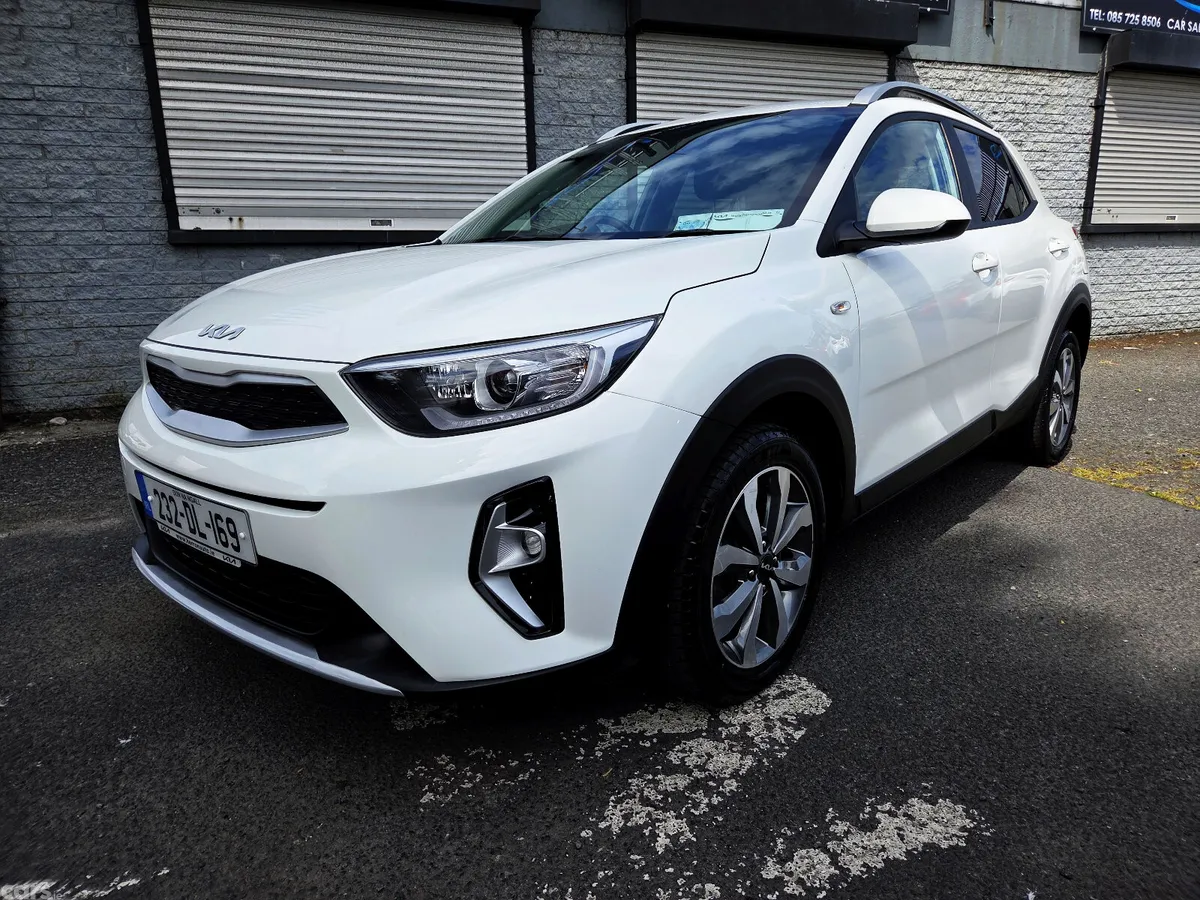 Kia Stonic Hatchback, Petrol, 2023, White