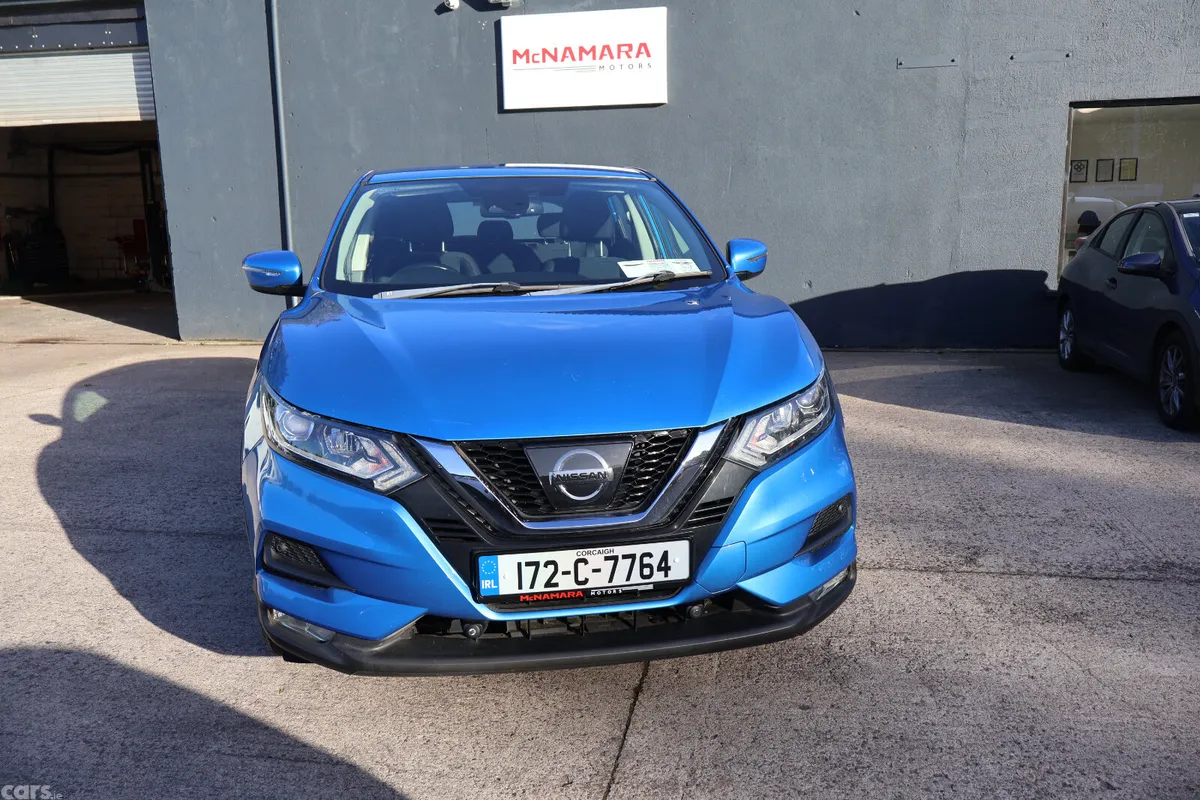 Nissan Qashqai SUV, Diesel, 2017, Blue