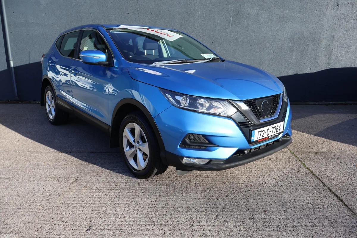 Nissan Qashqai SUV, Diesel, 2017, Blue