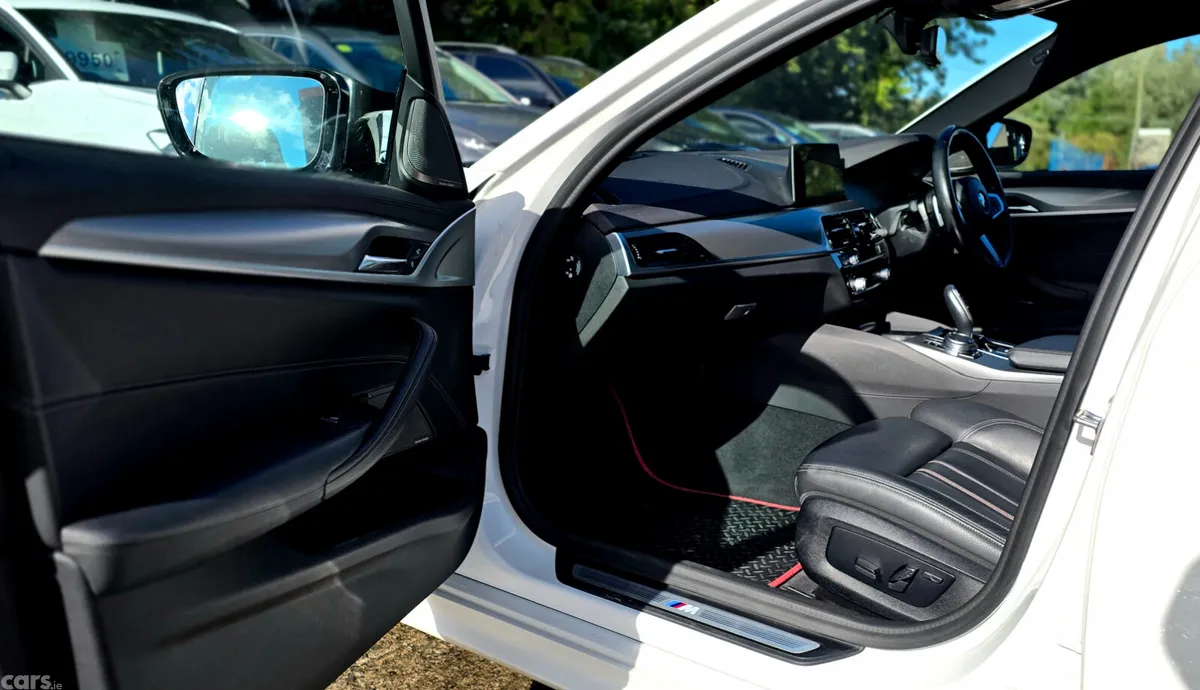 BMW 5-Series Saloon, Diesel, 2019, White
