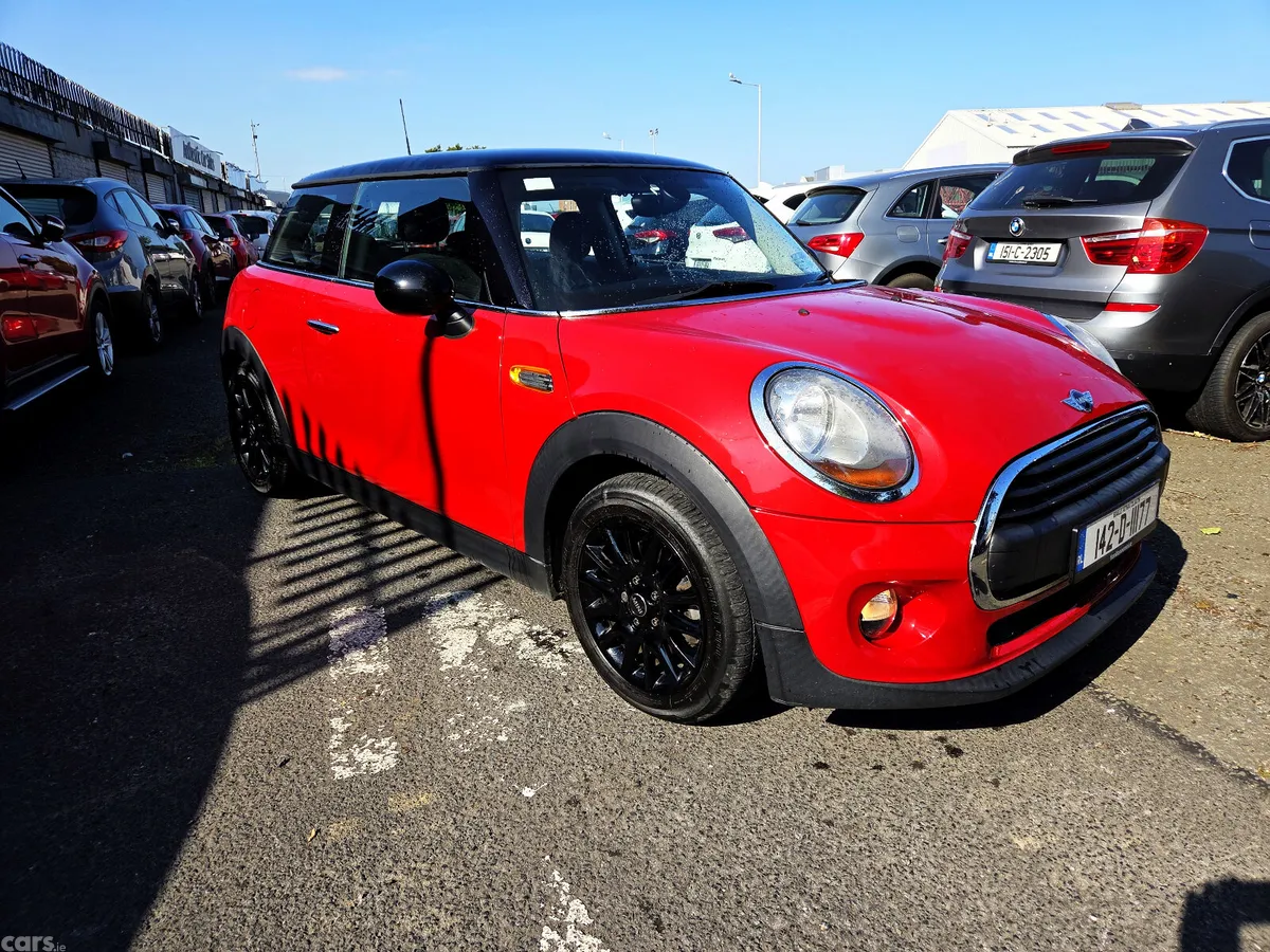 Mini One Hatchback, Diesel, 2014, Red