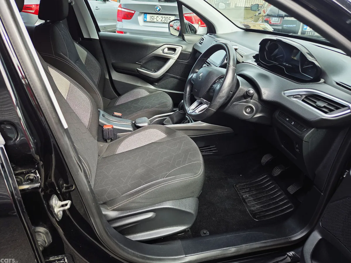 Peugeot 2008 Estate, Petrol, 2018, Black