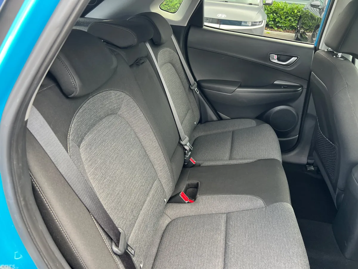 Hyundai KONA Hatchback, Electric, 2022, Blue