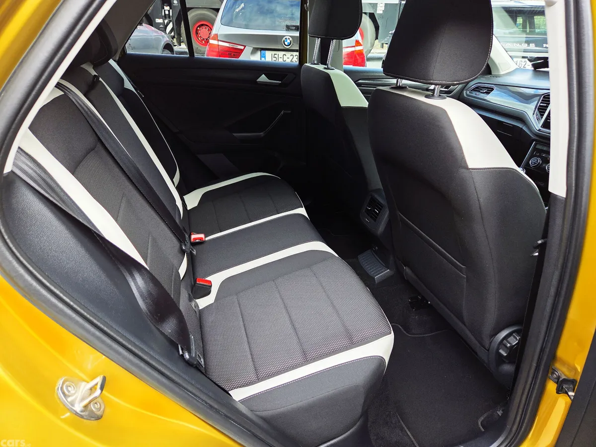 Volkswagen T-Roc SUV, Petrol, 2019, Yellow
