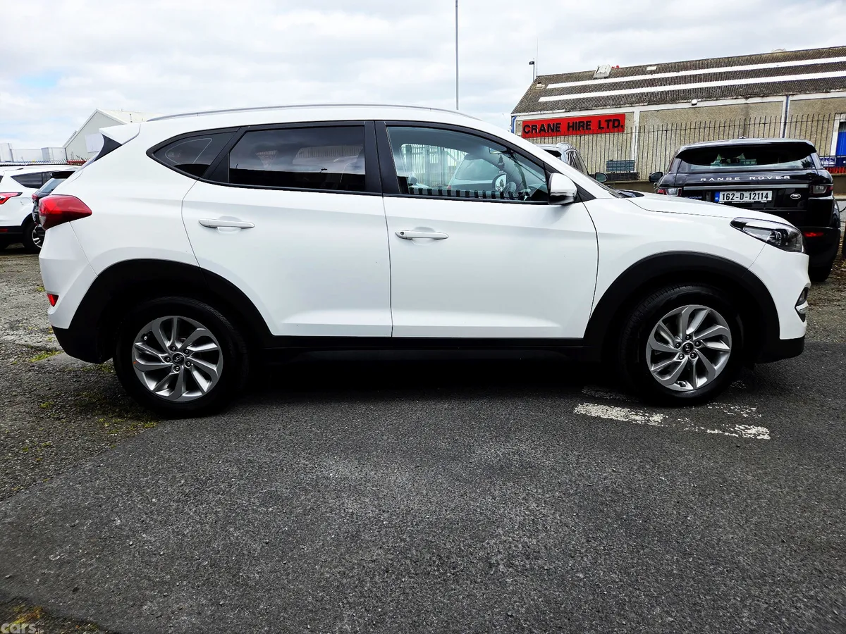 Hyundai Tucson SUV, Diesel, 2015, White