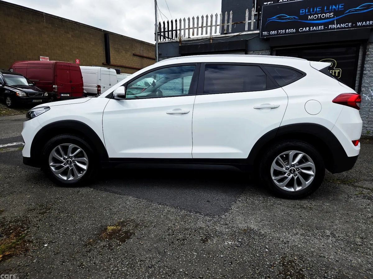 Hyundai Tucson SUV, Diesel, 2015, White