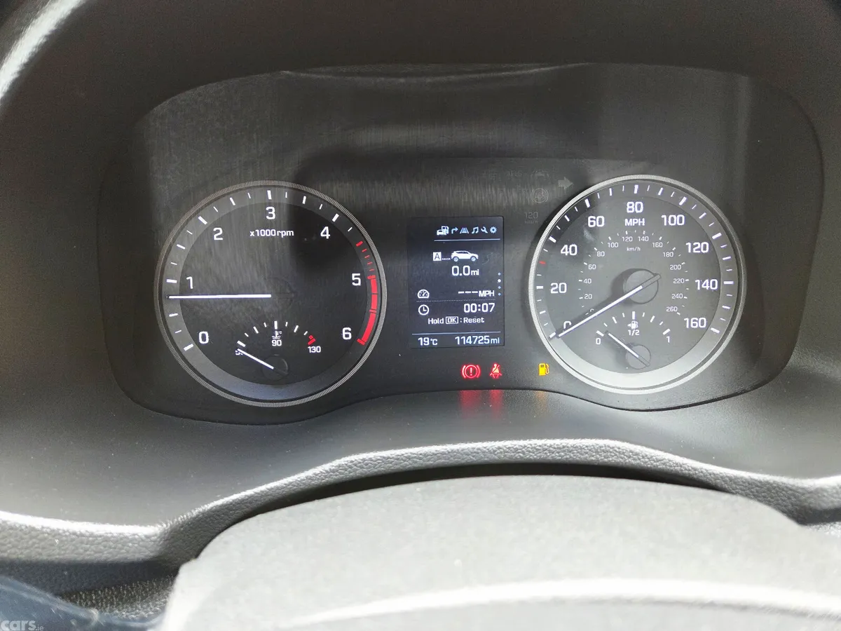 Hyundai Tucson SUV, Diesel, 2015, White