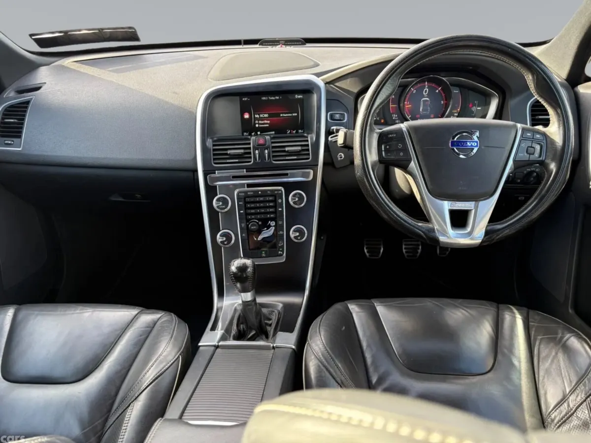 Volvo XC60 SUV, Diesel, 2016, White