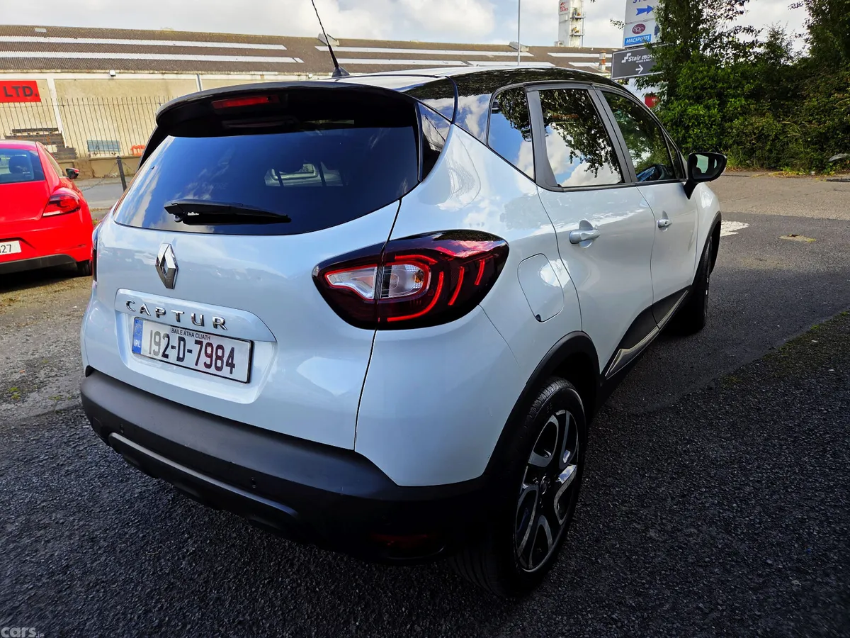 Renault Captur Hatchback, Diesel, 2019, White