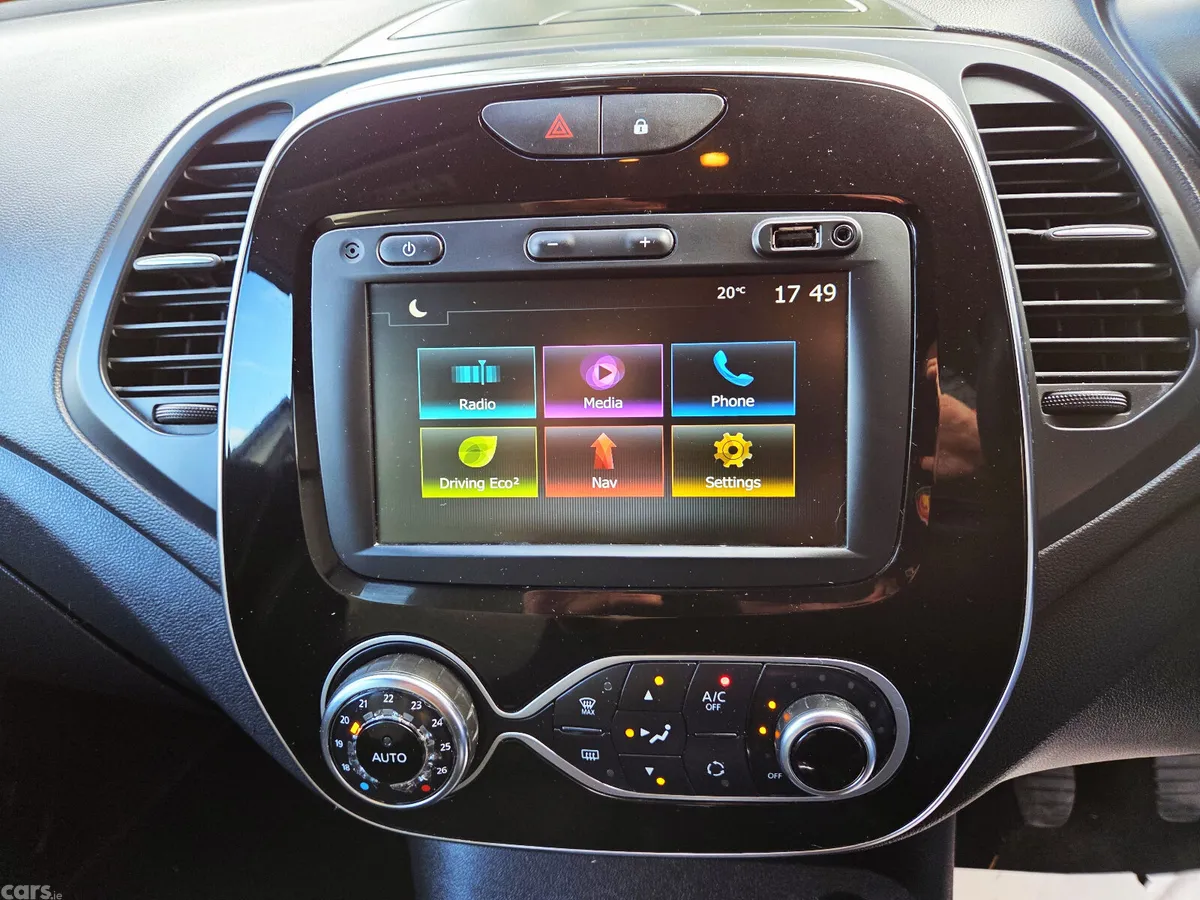 Renault Captur Hatchback, Diesel, 2019, White