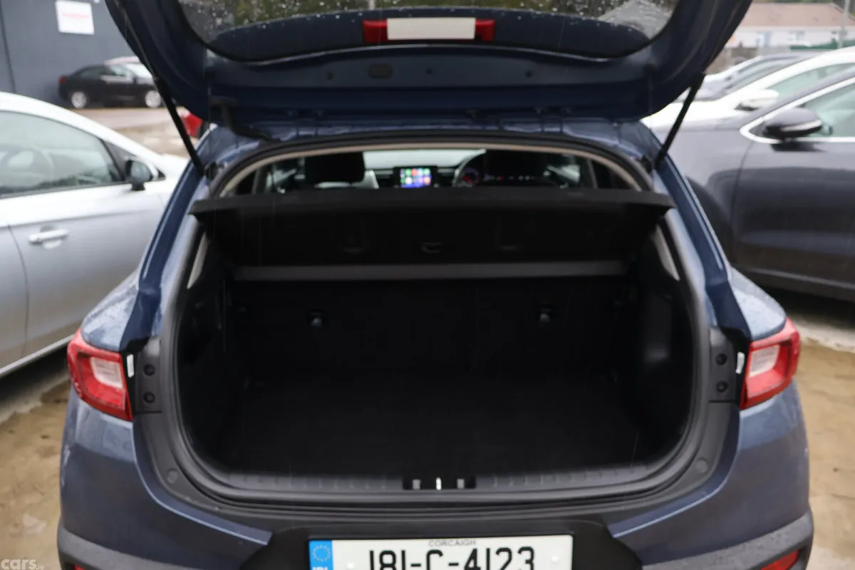 Kia Stonic SUV, Petrol, 2018, Blue