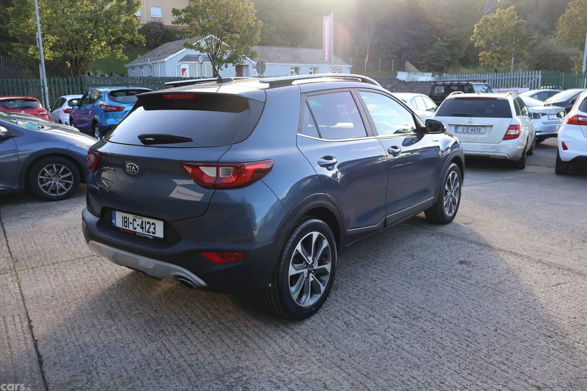 Kia Stonic SUV, Petrol, 2018, Blue